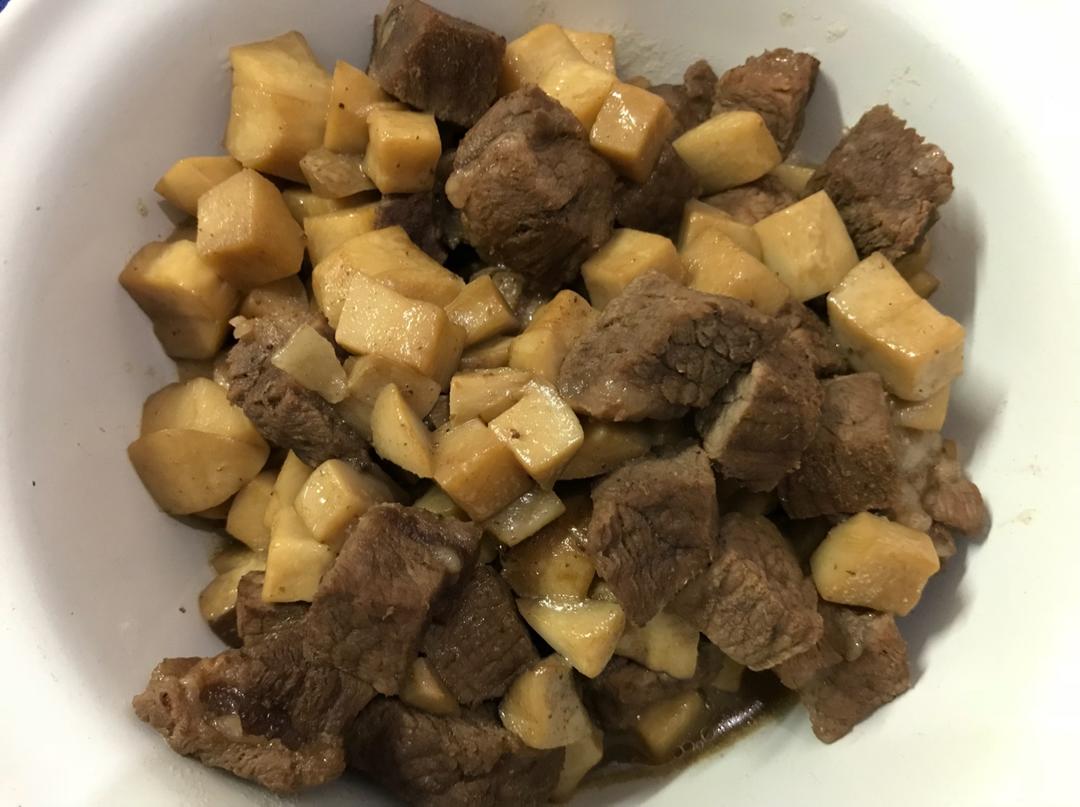 黑胡椒杏鲍菇牛肉粒