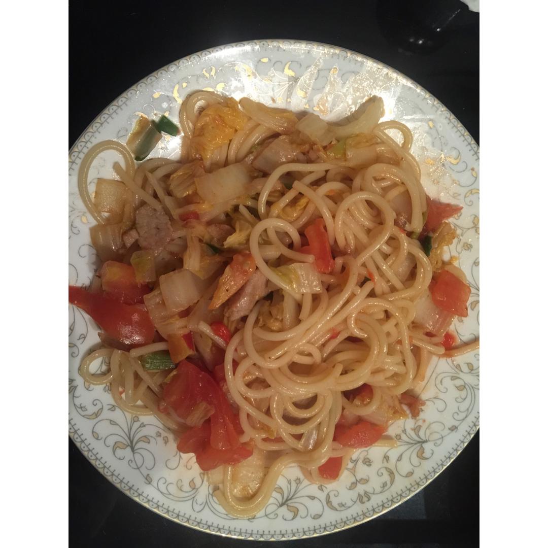 番茄肉酱意大利面