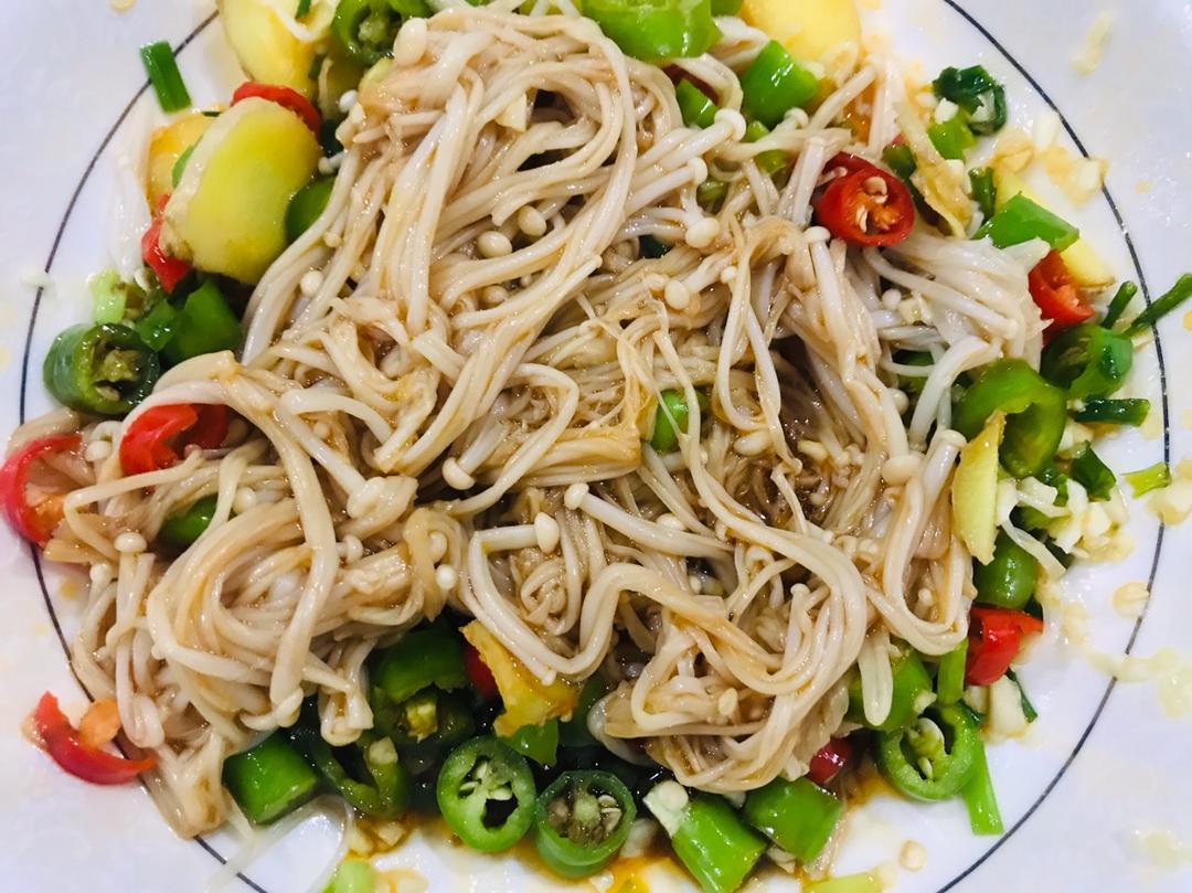 凉拌金针菇