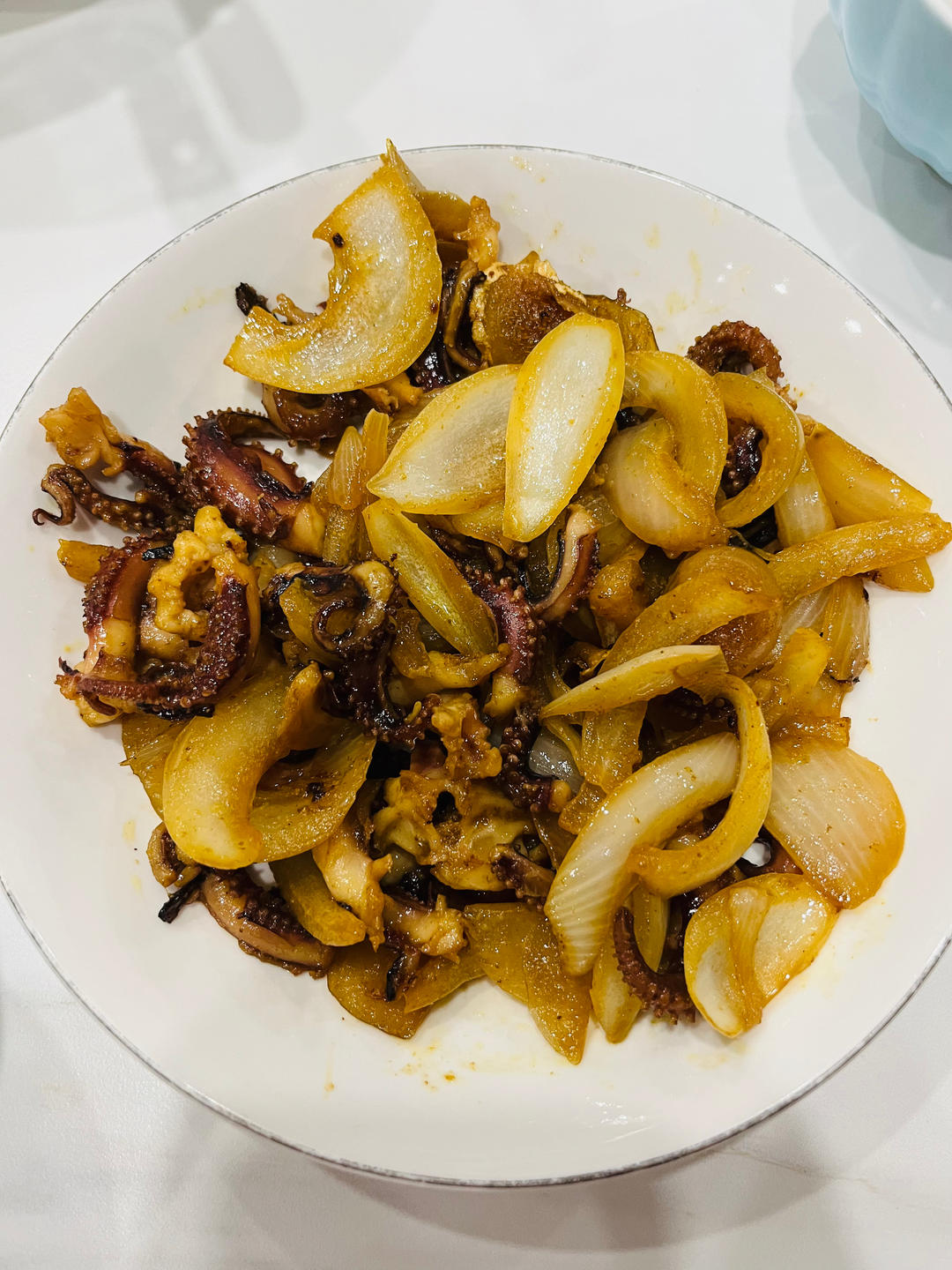 爆炒鱿鱼须，加上这一步，可以与铁板鱿鱼媲美