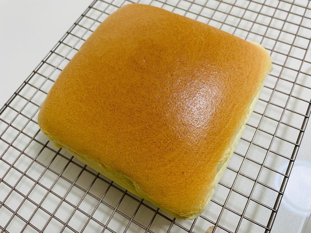 堪比柯基屁股
爆浆芝士🧀古早蛋糕
