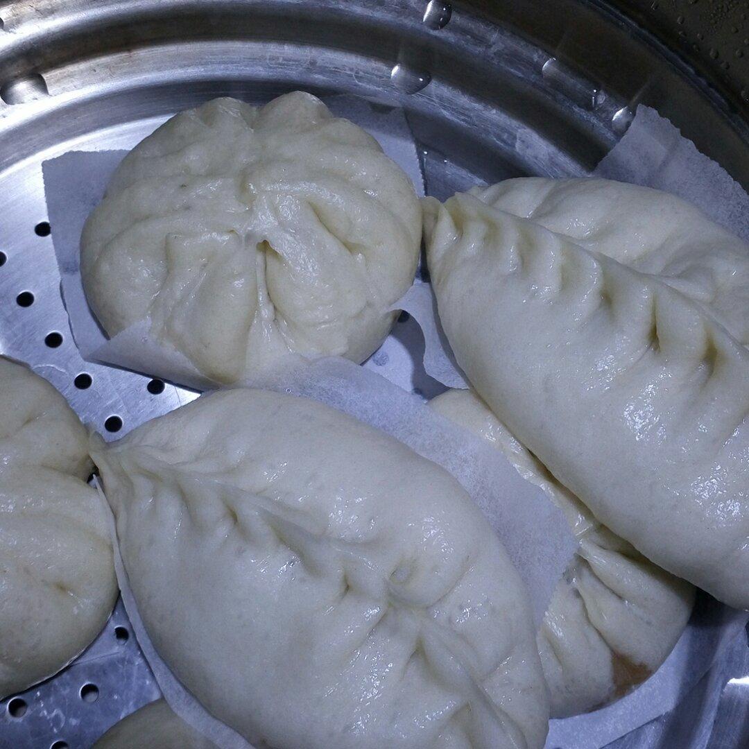 萝卜粉条麦穗包子Turnip & GlassNoodle Steamed Dumplings