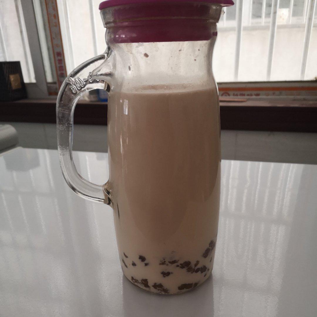 喝奶茶吗？自己做的那种！（内含奶茶的两种做法）