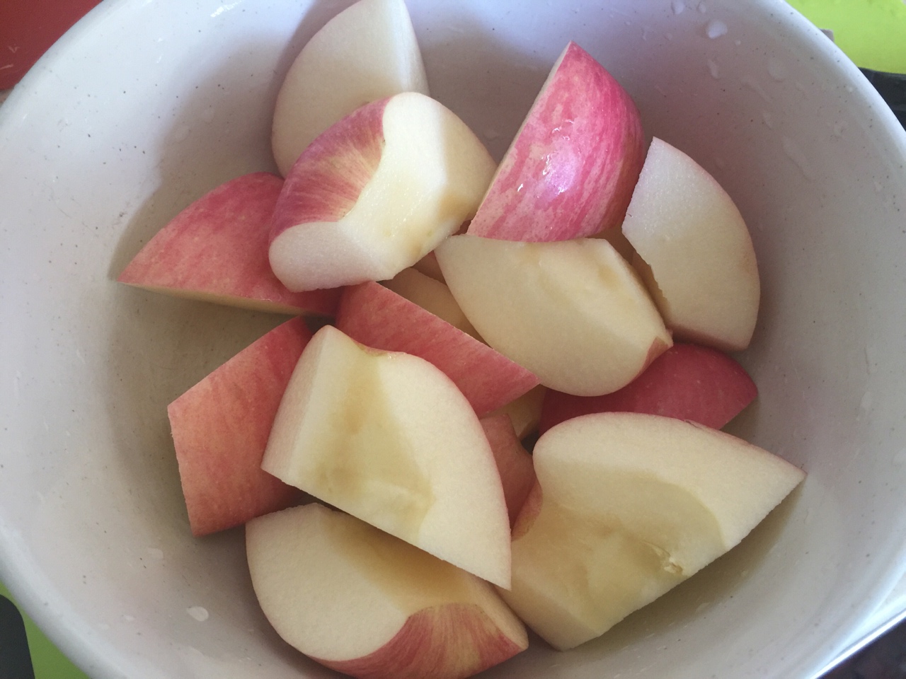 龙利叶苹果瘦肉汤的做法 步骤2