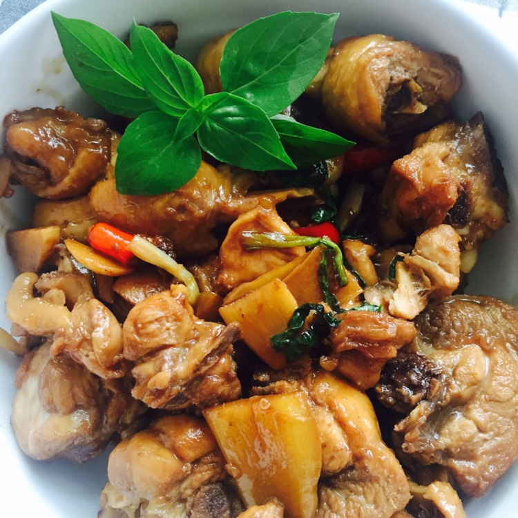 neil_陈做的台式三杯鸡(台湾阿基师正宗版)