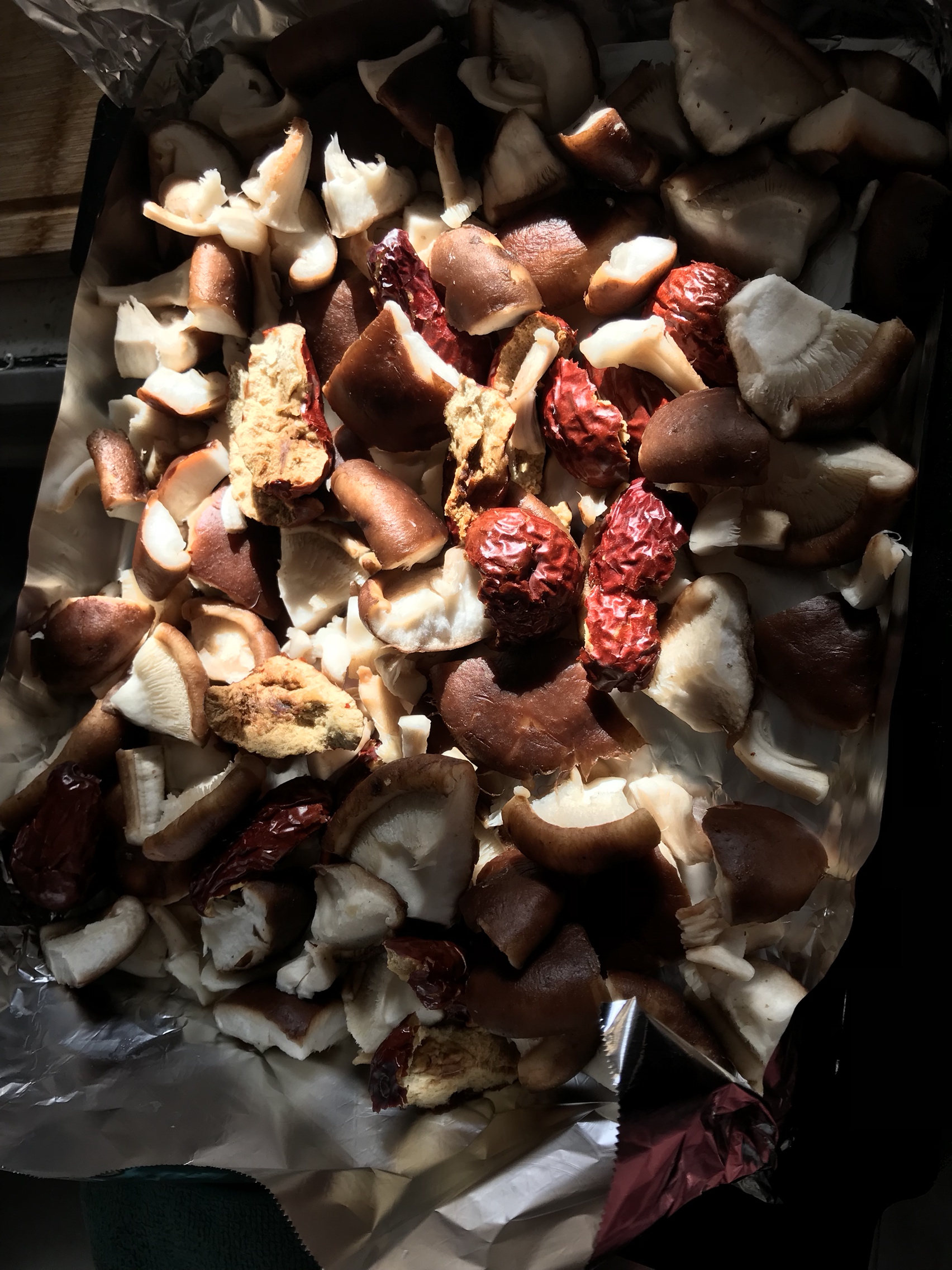 红枣香菇蒸鸡块的做法