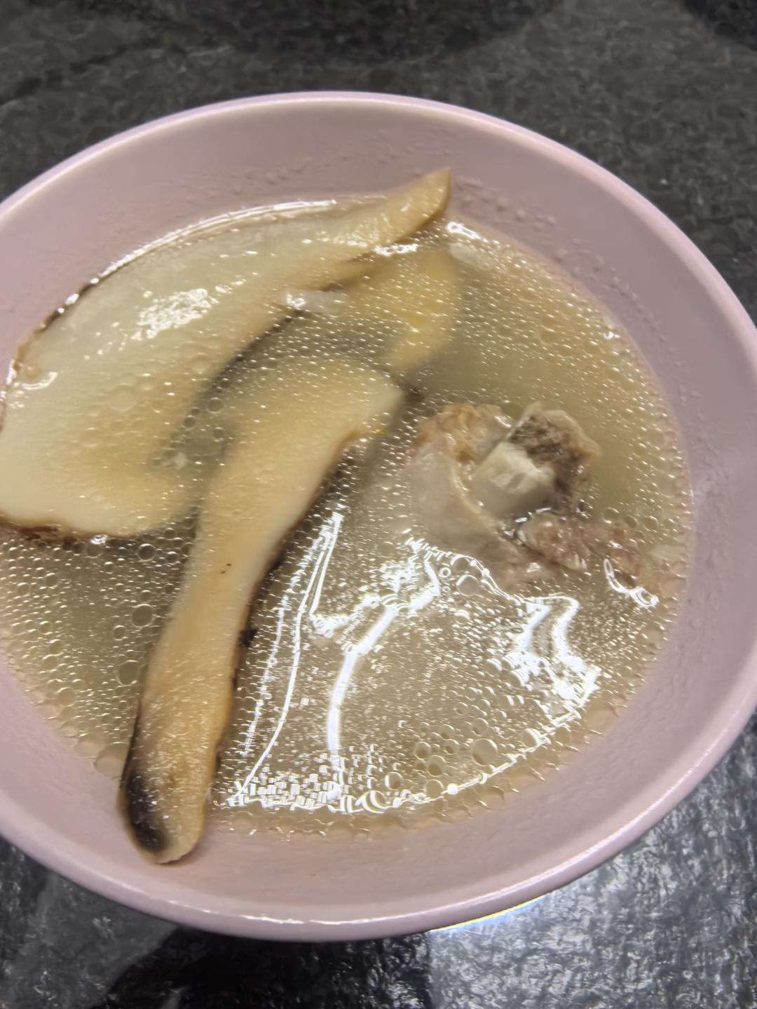 松茸排骨汤