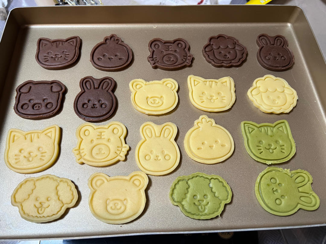 圣诞风印花曲奇饼干教程，附压面平整及脱模小技巧！