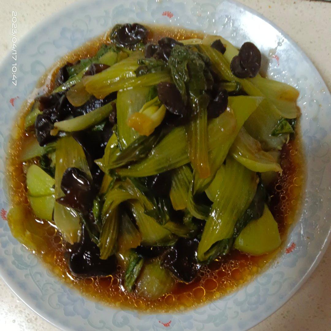 青菜炒木耳