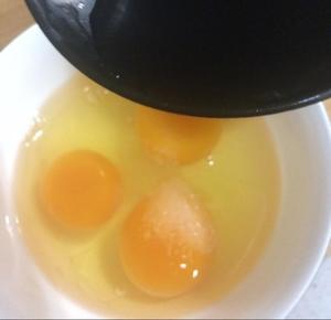 韭黄鸡蛋 肉末版的做法 步骤1