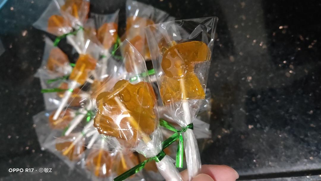 超好吃梨汁棒棒糖