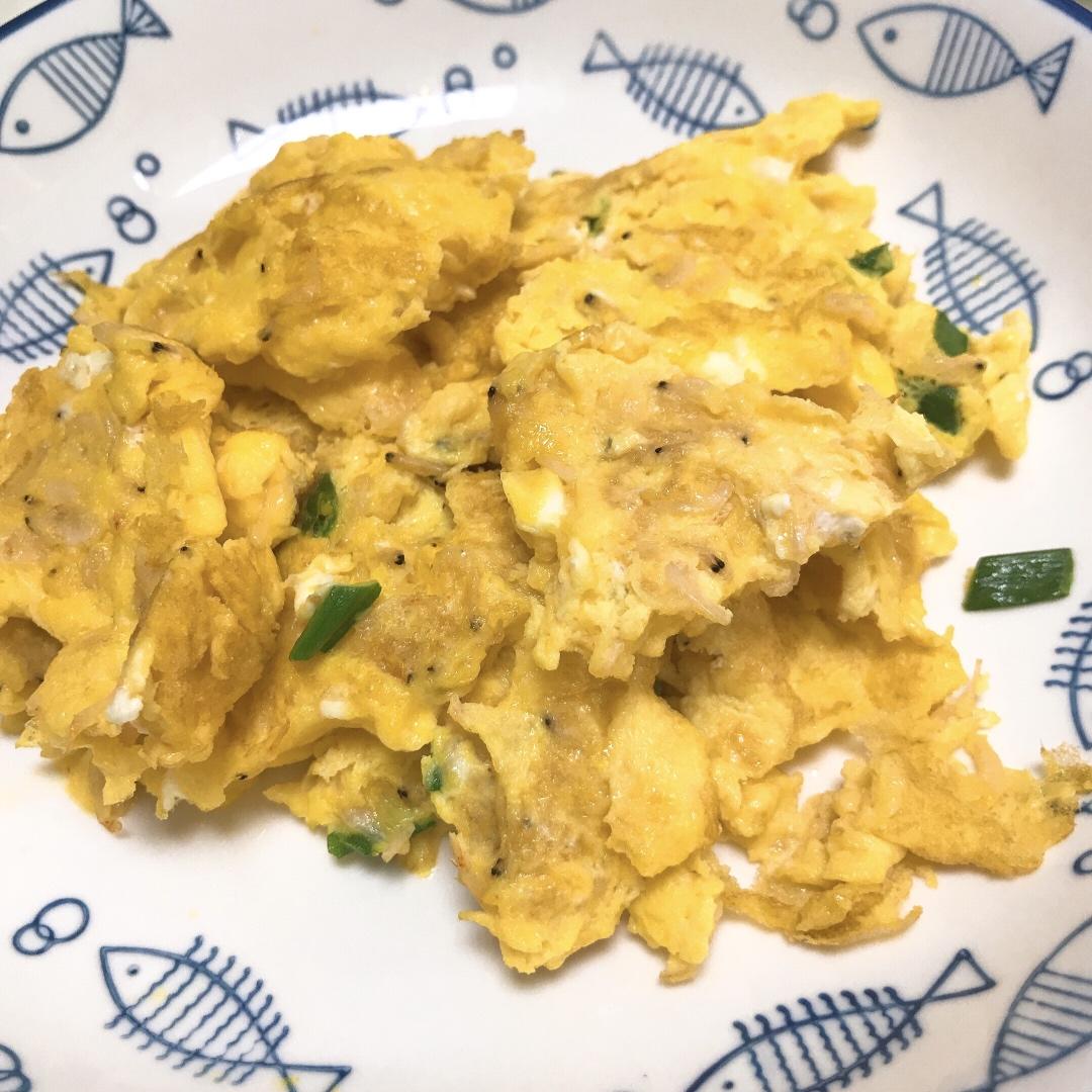 chlwent做的虾皮炒鸡蛋