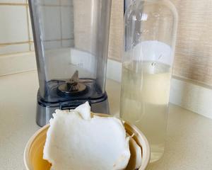 美颜排毒的自制椰汁🥥的做法 步骤2
