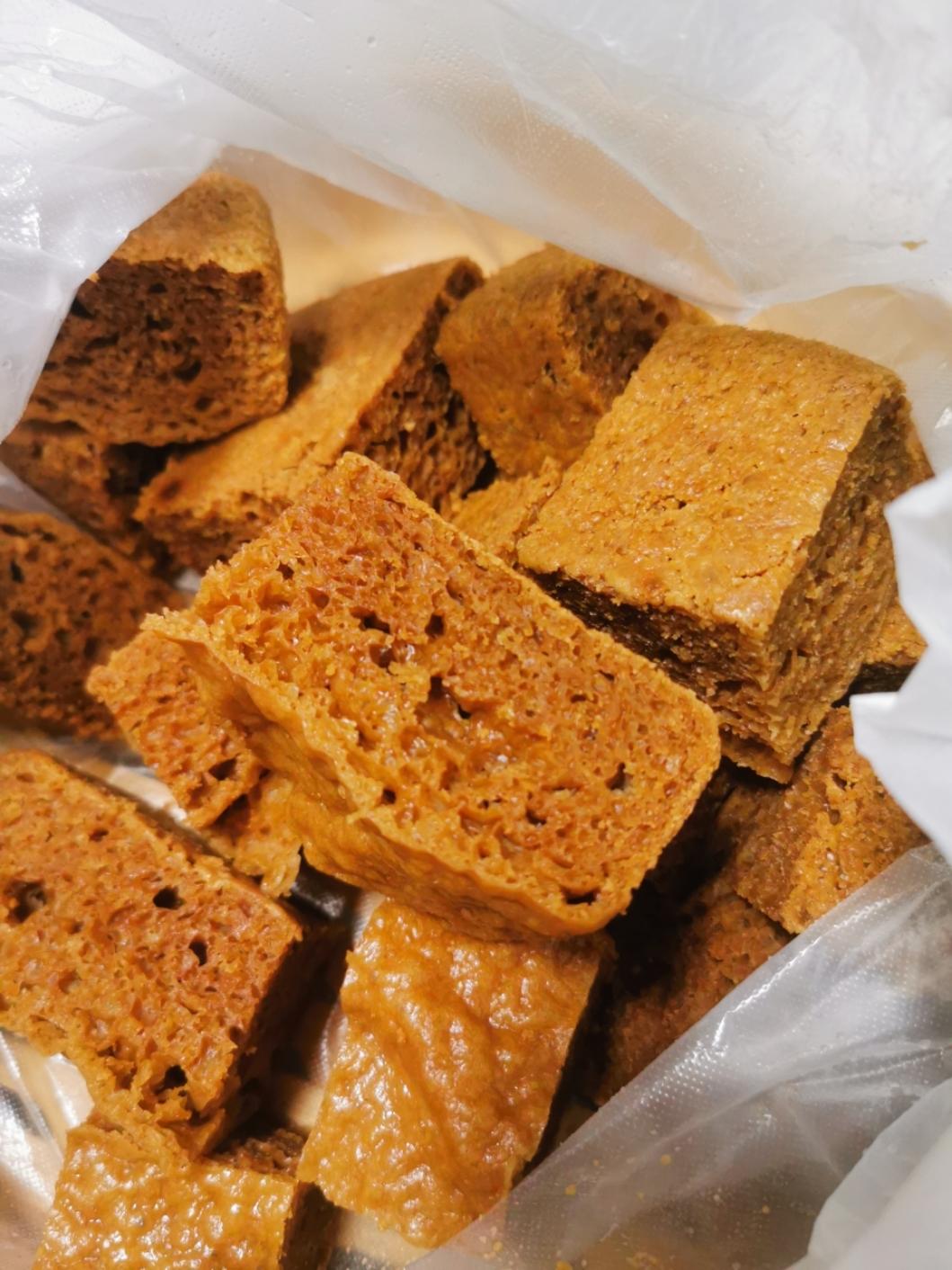 松糕，“步步高升，行运发财”，清明行山，逢年过节拜神必备发糕