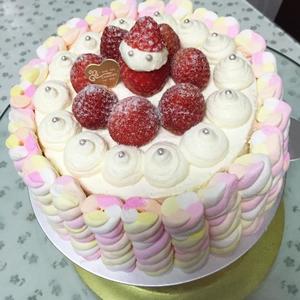 棉花糖草莓奶油蛋糕的做法 步骤4