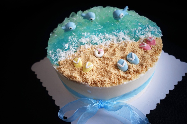 蓝色の海洋酸奶慕斯蛋糕