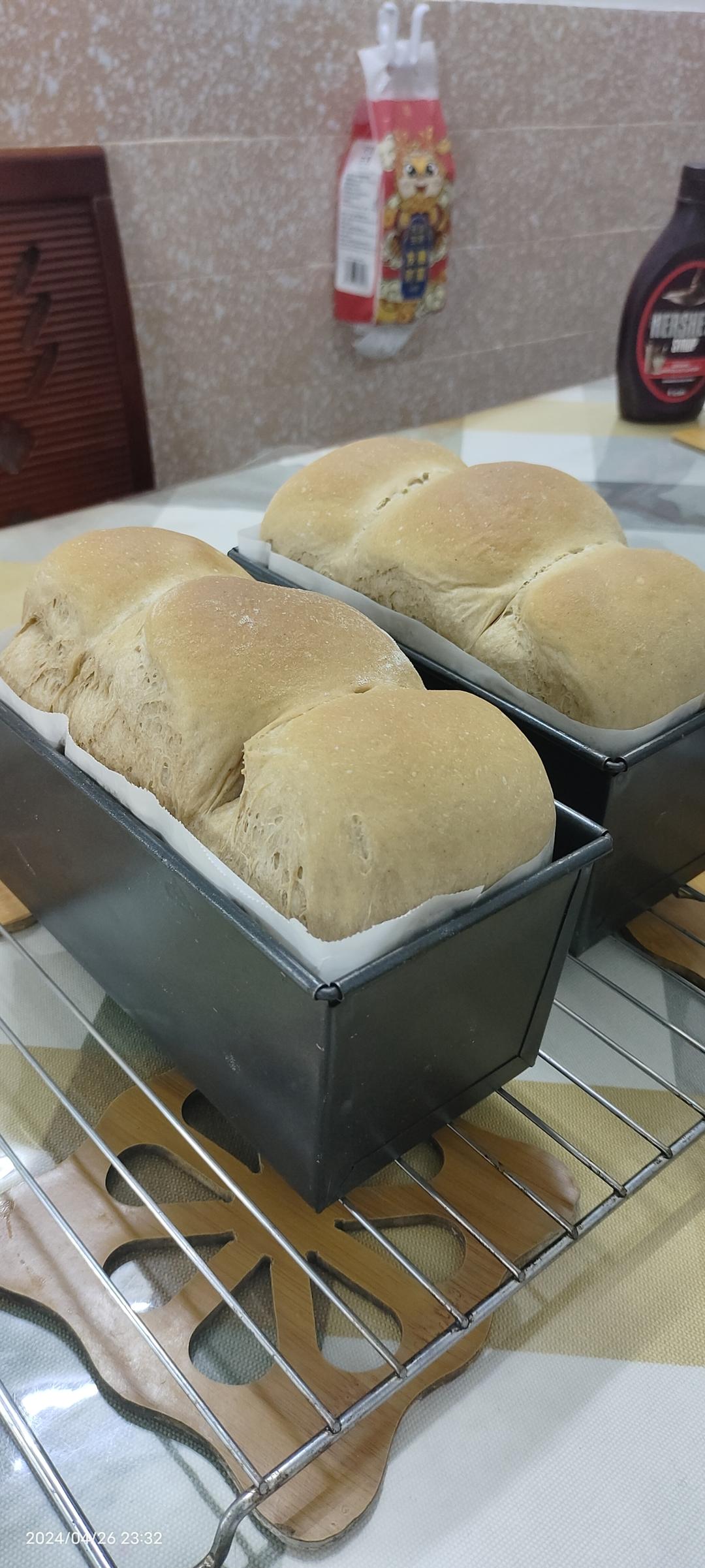 奶香纯粹的重料淡奶油吐司