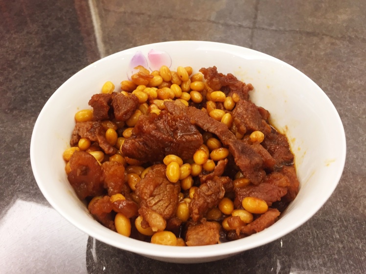 黄豆烧牛腱