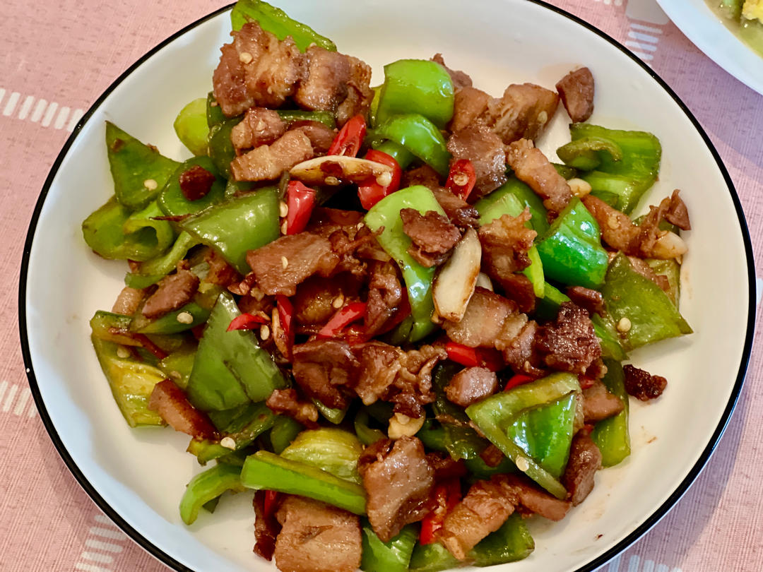 请给我十碗米饭的米饭杀手！辣椒炒肉！（小炒肉）