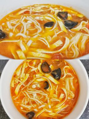 减脂美食番茄豆皮汤🙋连喝三天了还没腻的做法 步骤3