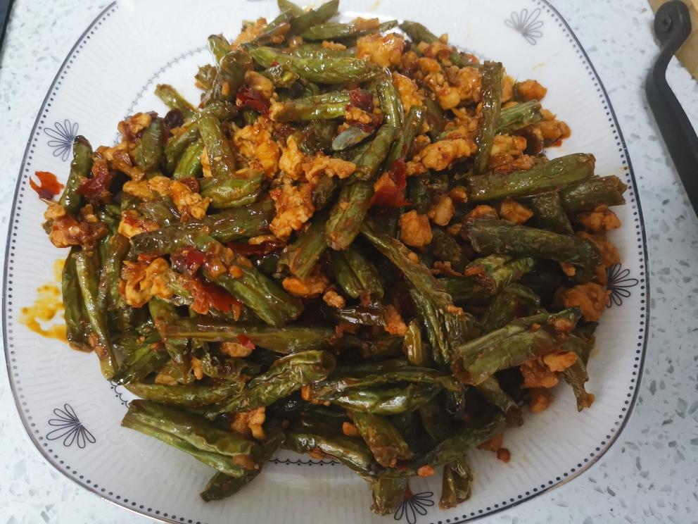 超级下饭的干煸豆角的做法