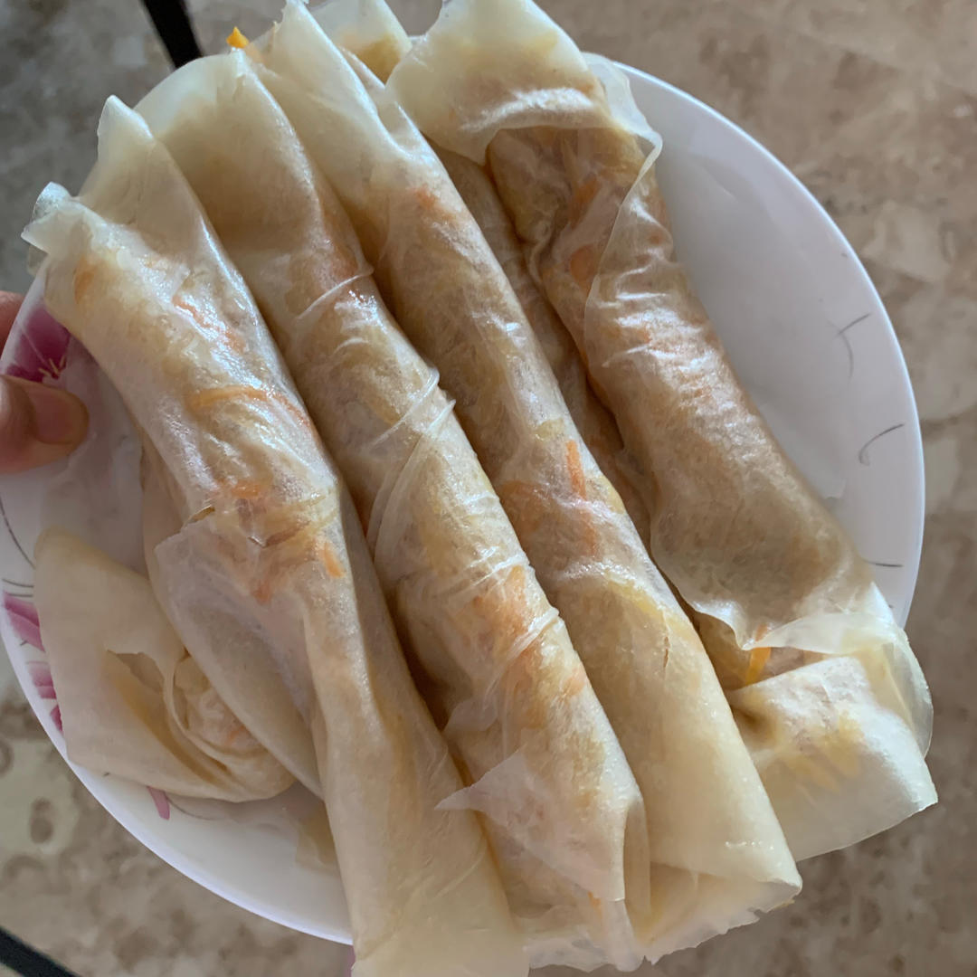 xiaoru的厨房做的土豆丝卷饼饺子皮