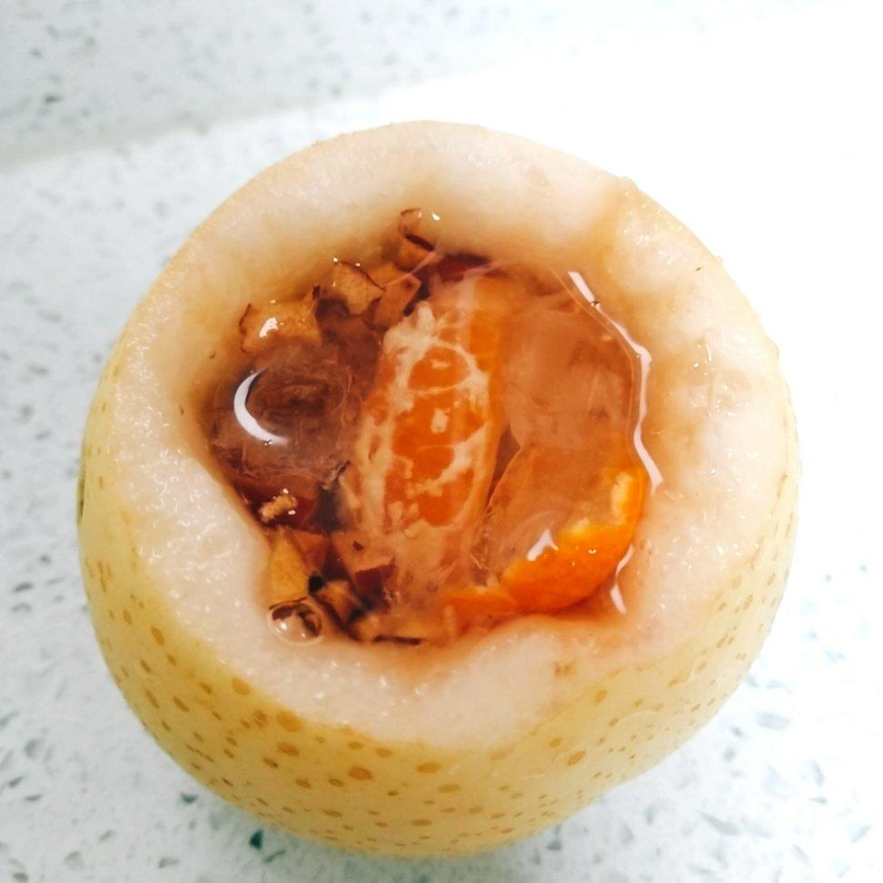 冰糖炖雪梨(化痰止咳)