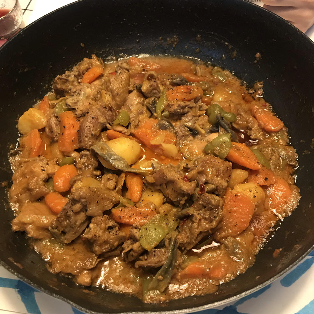 陈小思做的土豆烧鸡非常下饭哦