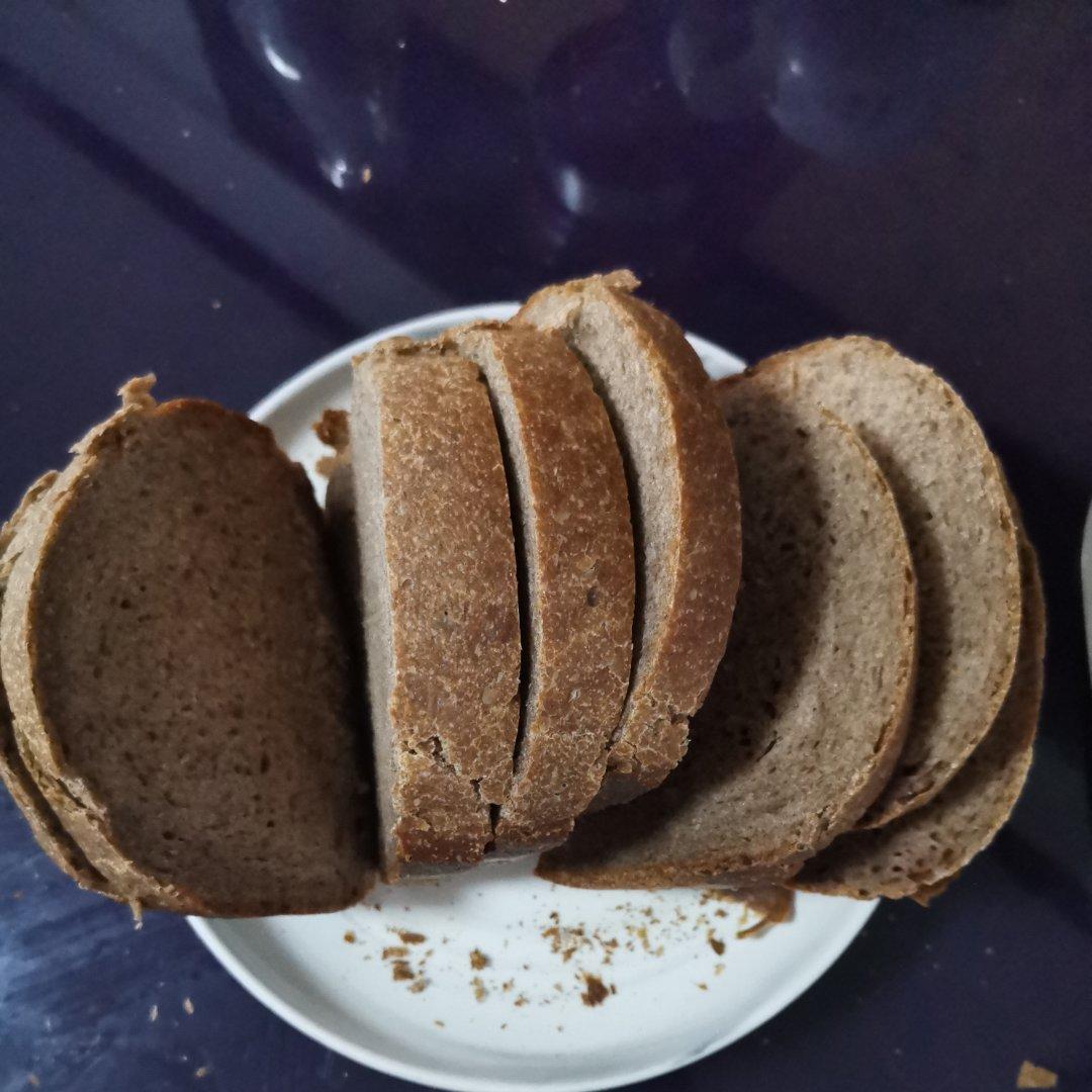 有嚼劲的黑全麦坚果紫薯吐司面包（松下面包机）