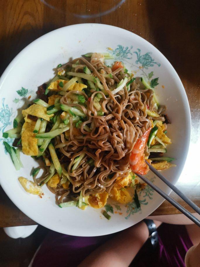 低卡减脂餐---凉拌荞麦面