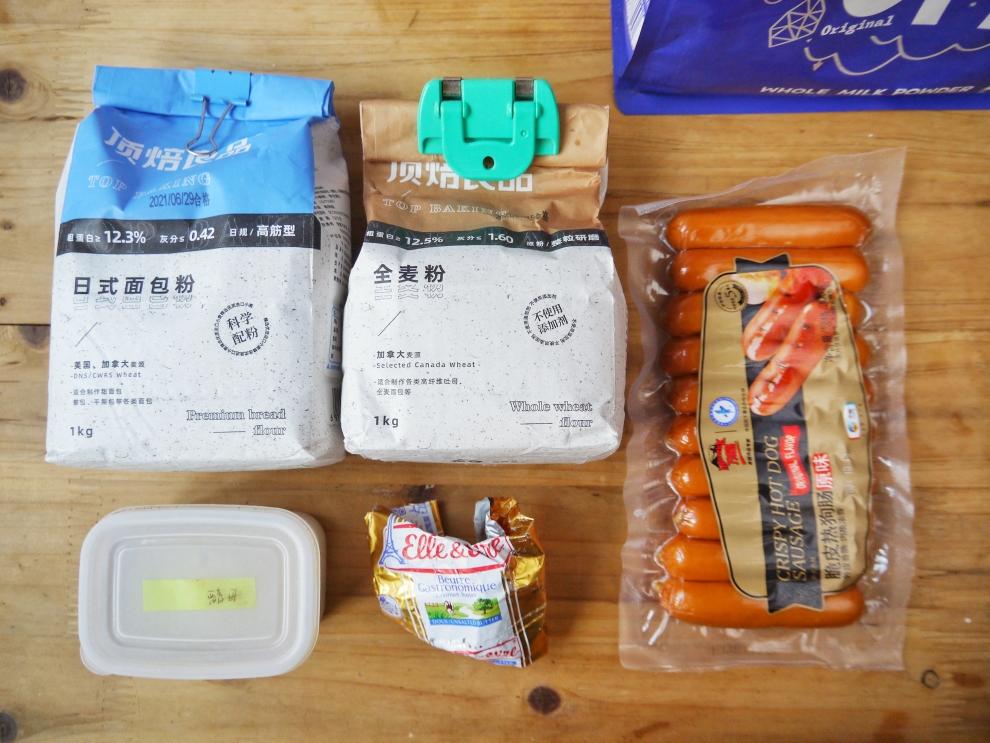 纯奶手撕吐司的做法 步骤1