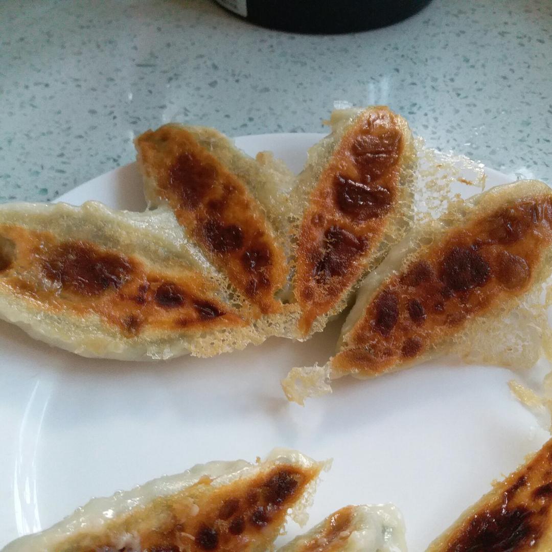 三鲜锅贴