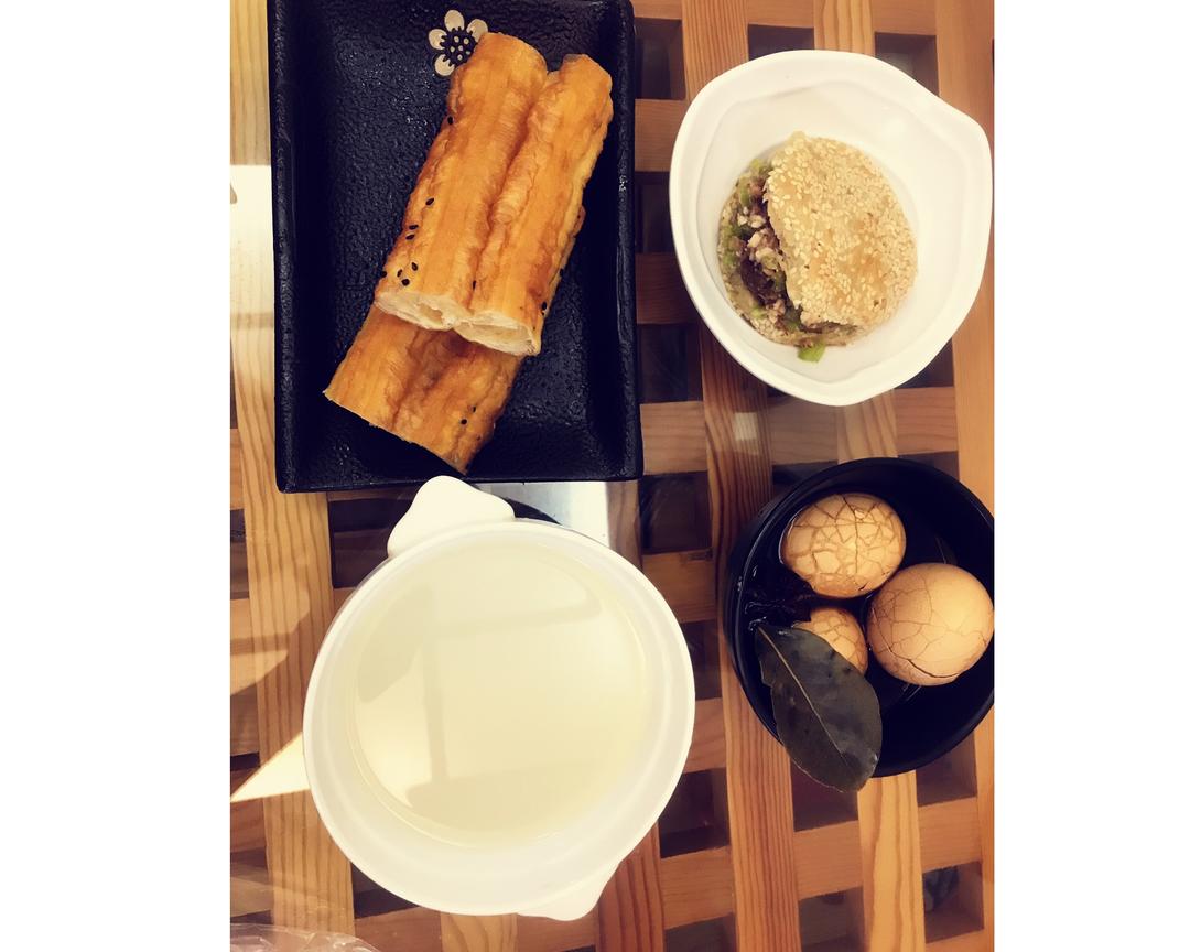 快手早餐肉夹馍的做法