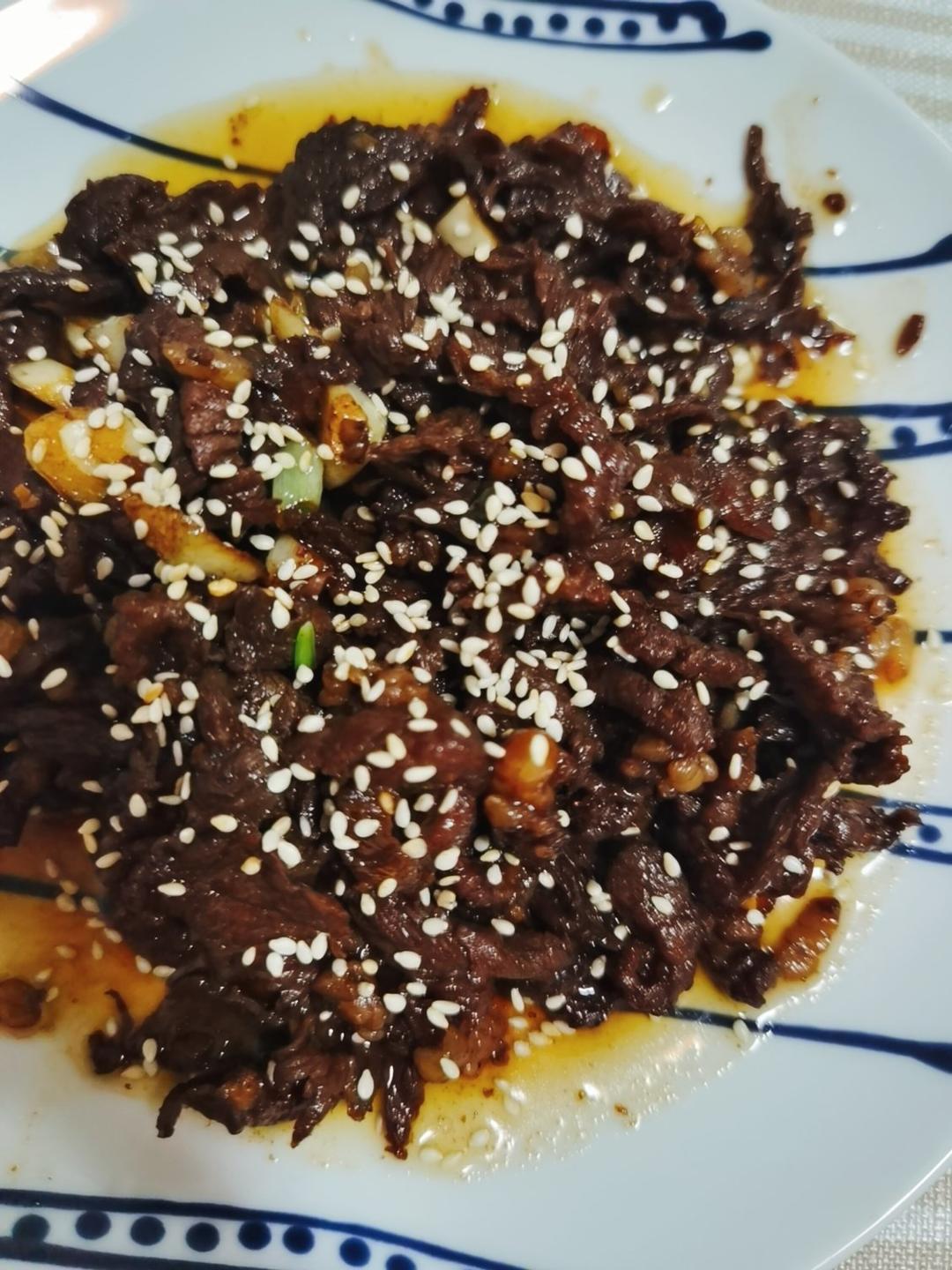 又香又嫩的小炒牛肉（巨好吃，手残党也能做）