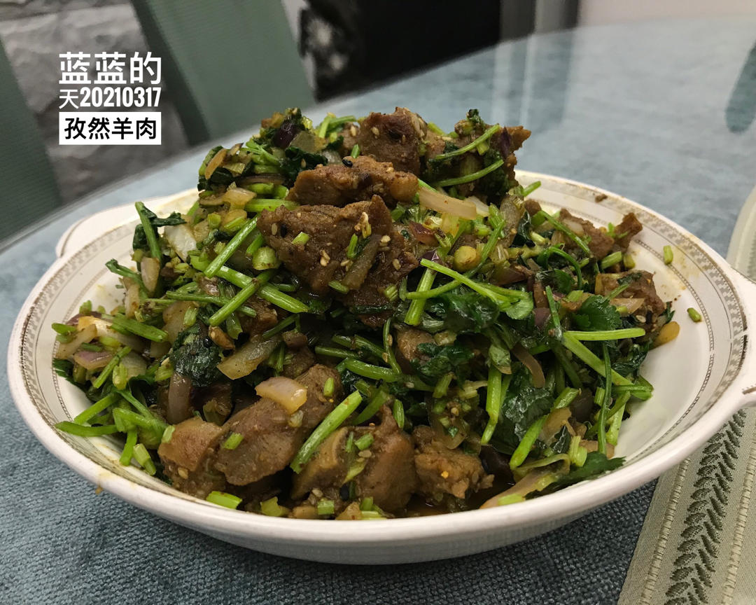 厨师长教你：“孜然羊肉”的家常做法，香味浓郁，简单易学，收藏