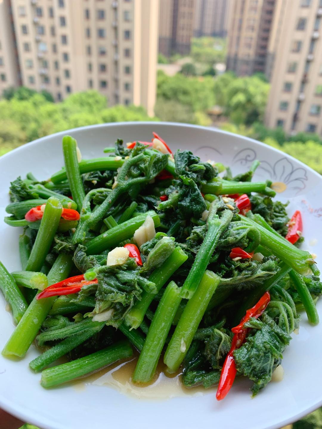 清炒南瓜头