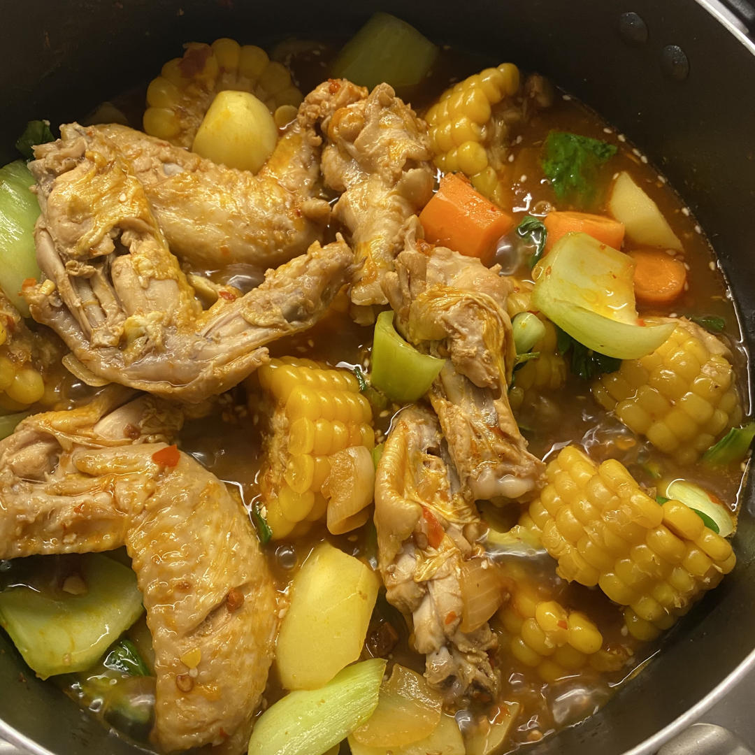 🔥好吃到跳脚!酱 汁浓郁超好吃，🌽玉米鸡翅煲