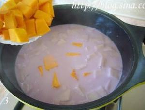 椰汁南瓜紫薯芋头煲的做法 步骤3
