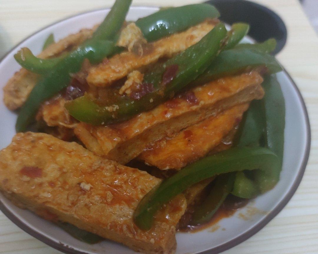 青椒豆腐