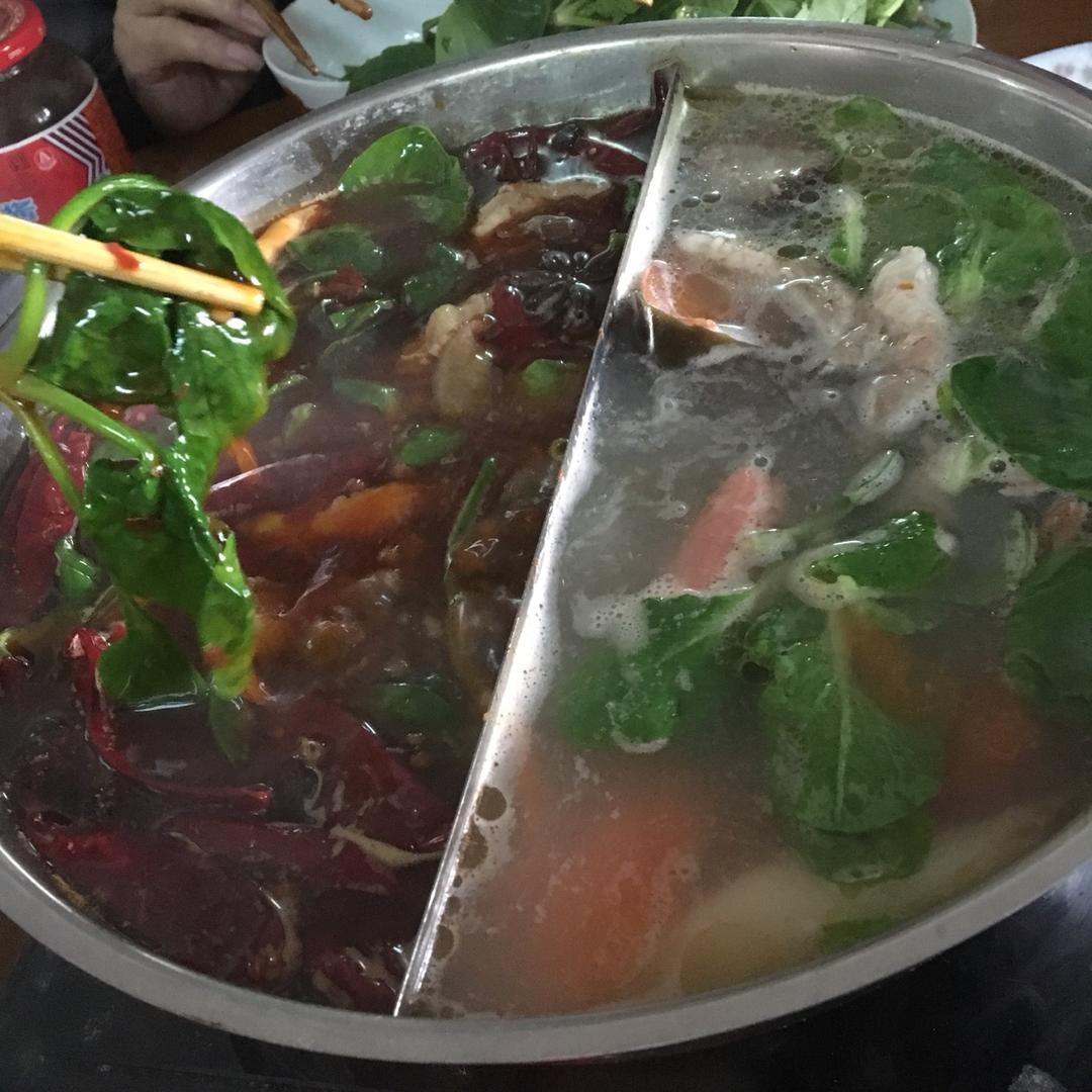 绝味川菜—重庆地道老火锅๑