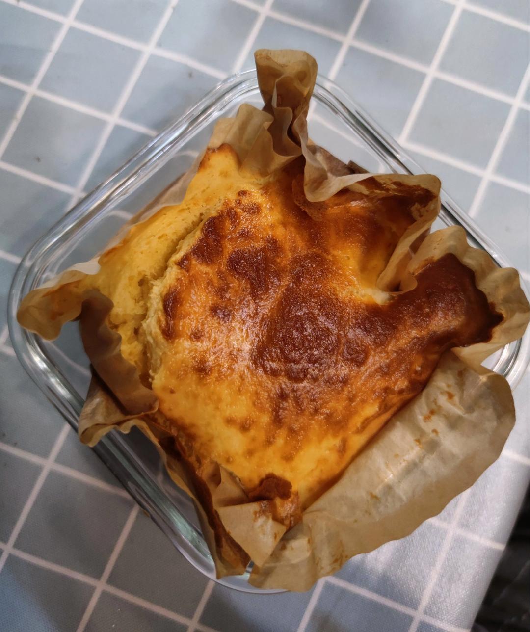 空气炸锅一人食——快手低糖酸奶蛋糕