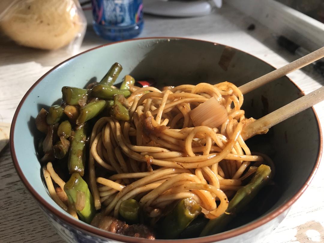 豆角焖面