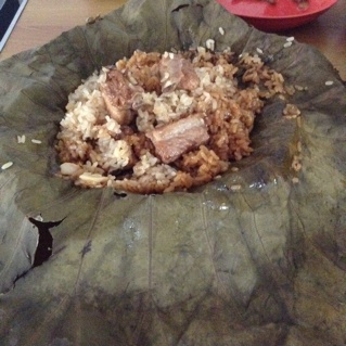 荷叶糯米蒸排骨