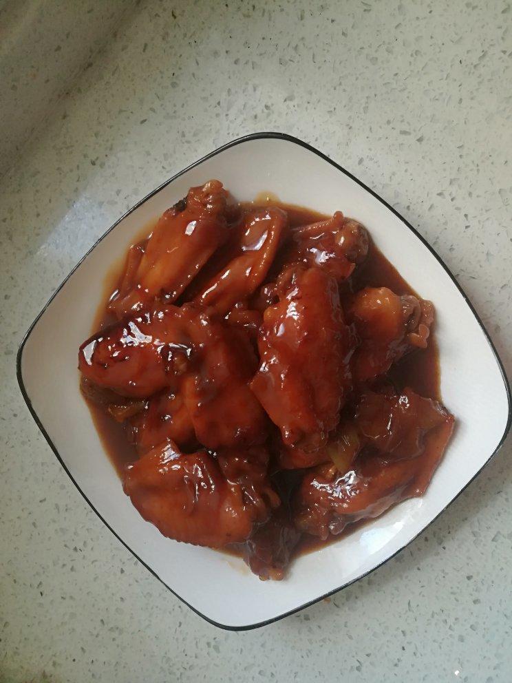 厨师长教你：“可乐鸡翅”的家常做法，味道鲜嫩可口，先收藏起来