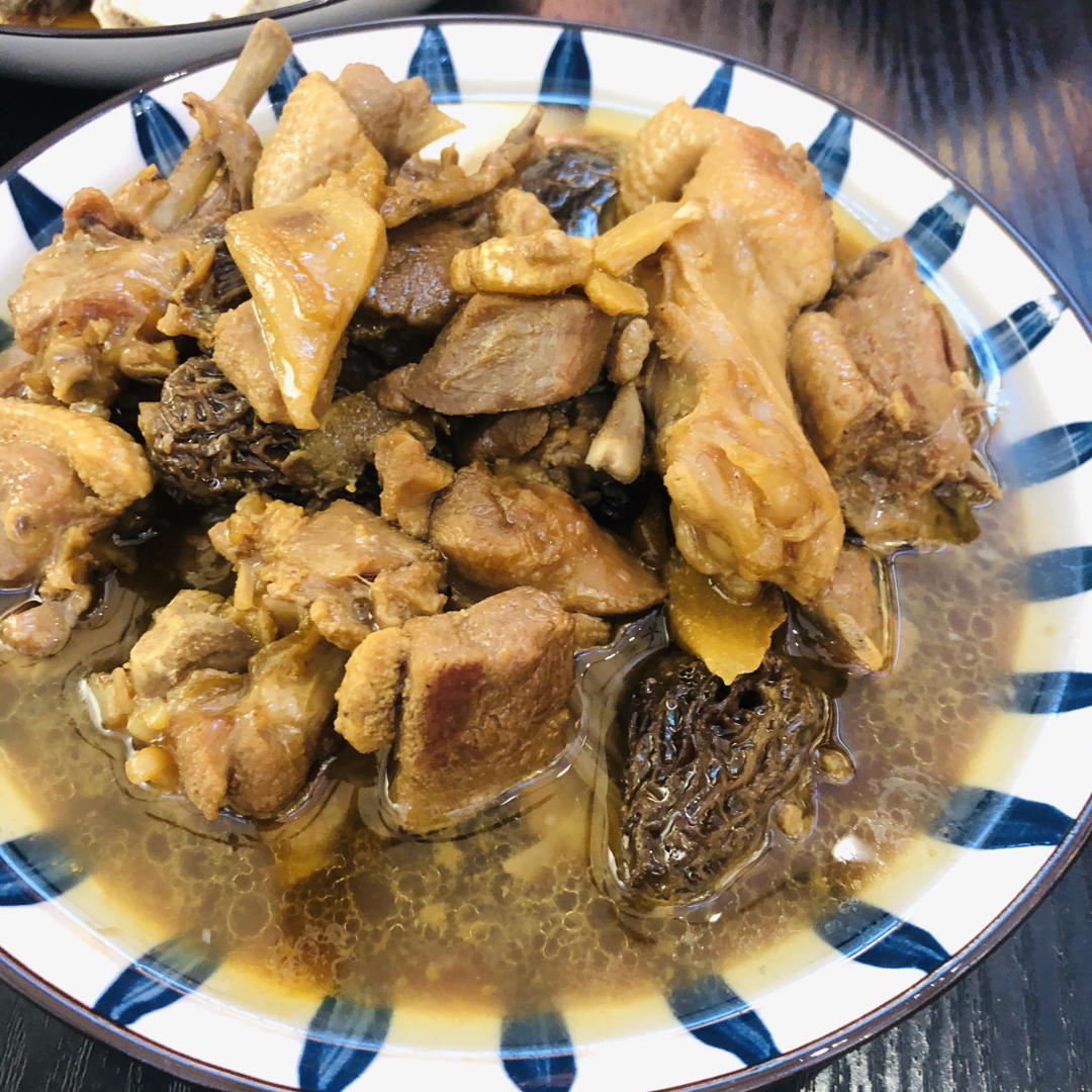 羊肚菌煲番鸭汤