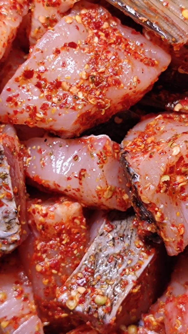 昆明味道     腌鱼(糟鱼)的做法 步骤17