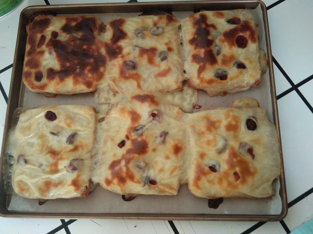 蔓越莓熔岩吐司的做法