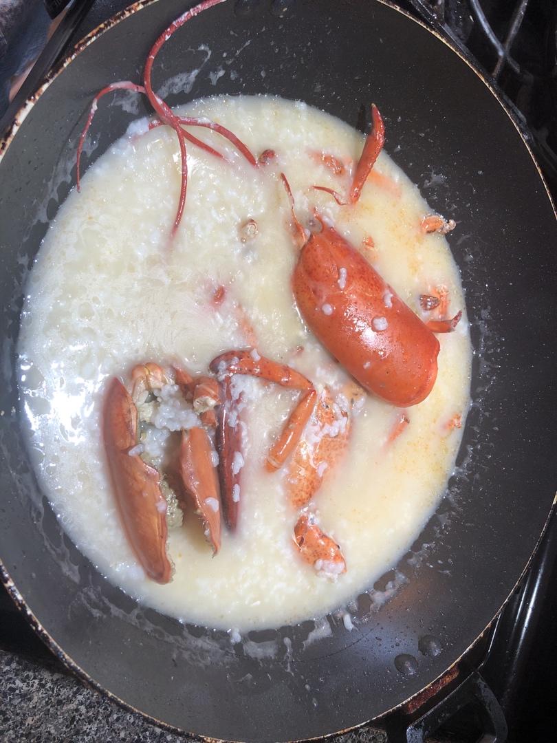 龙虾两吃 清蒸+煲粥