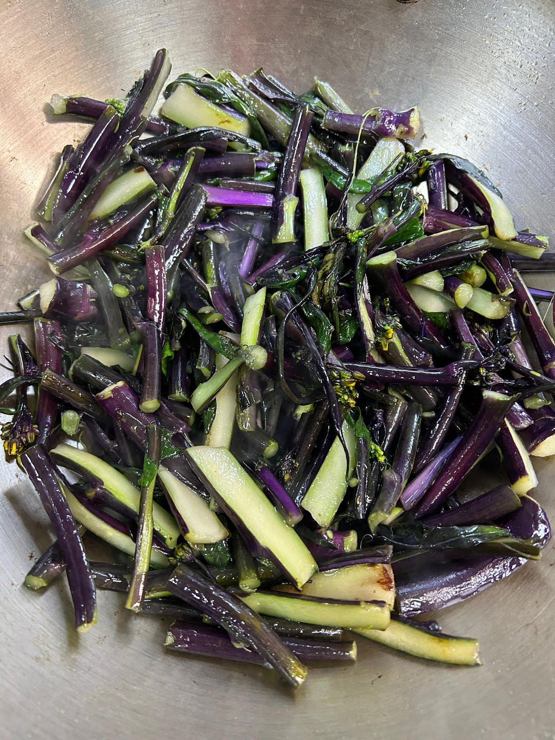 武汉家庭版清炒红菜苔