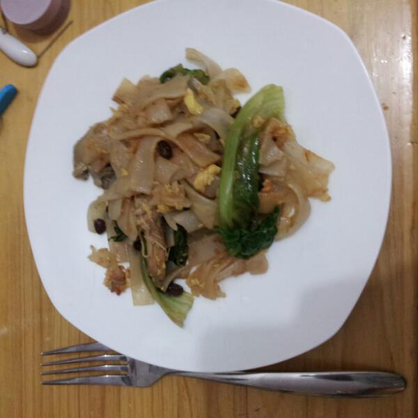 素炒河粉